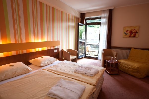 Hotel Commerce